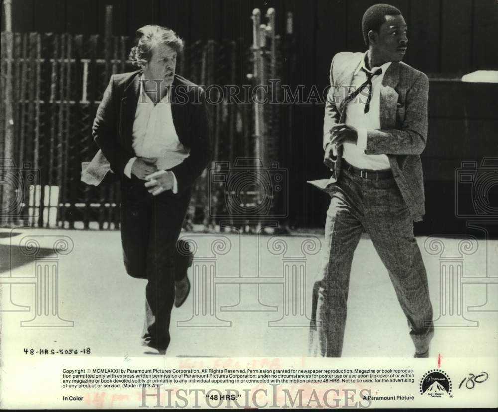 1982 Press Photo Nick Nolte &amp; Eddie Murphy costar in &quot;48 Hrs.&quot; - Historic Images