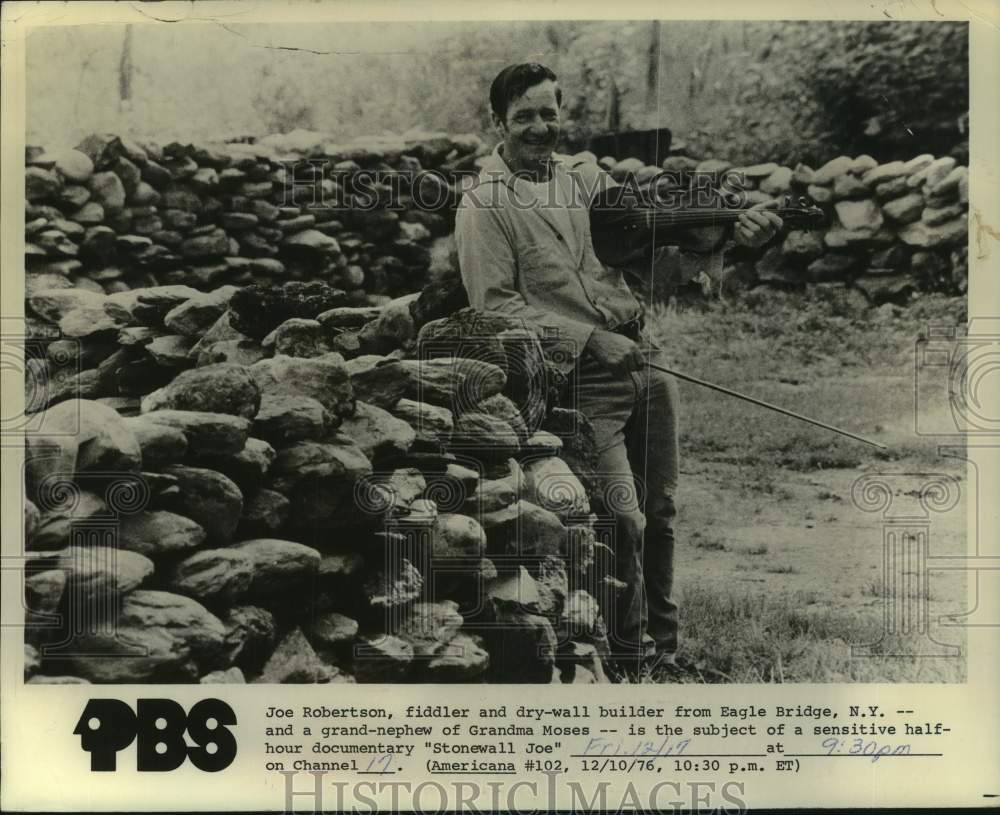 1976 Joe Robertson profiled on PBS documentary "Stonewall Joe" - Historic Images