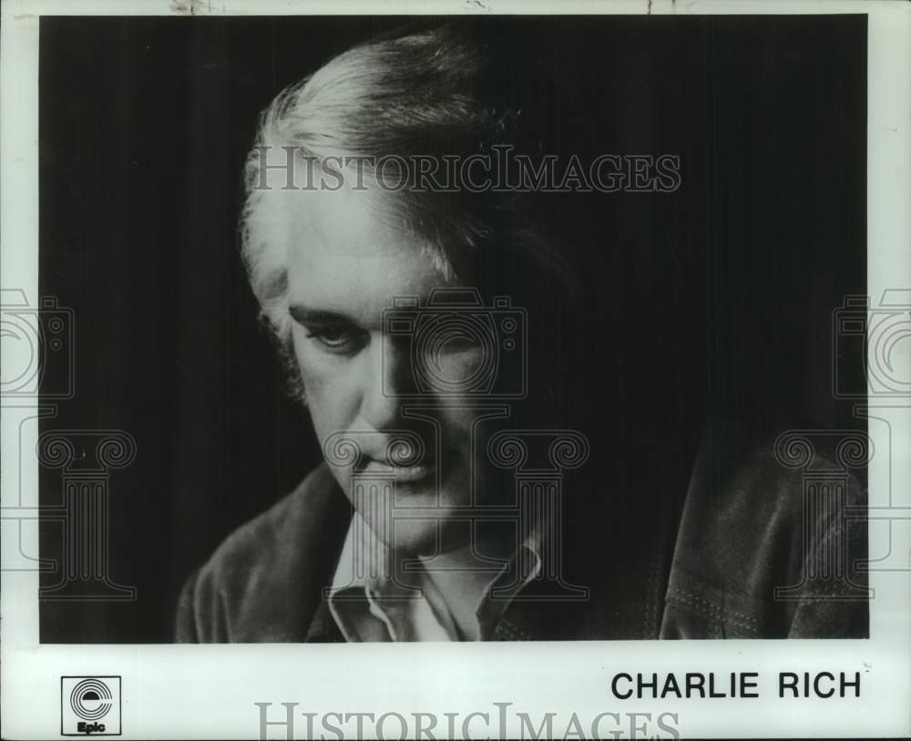 1990 Press Photo Epic Records recording artist Charlie Rich - Historic Images