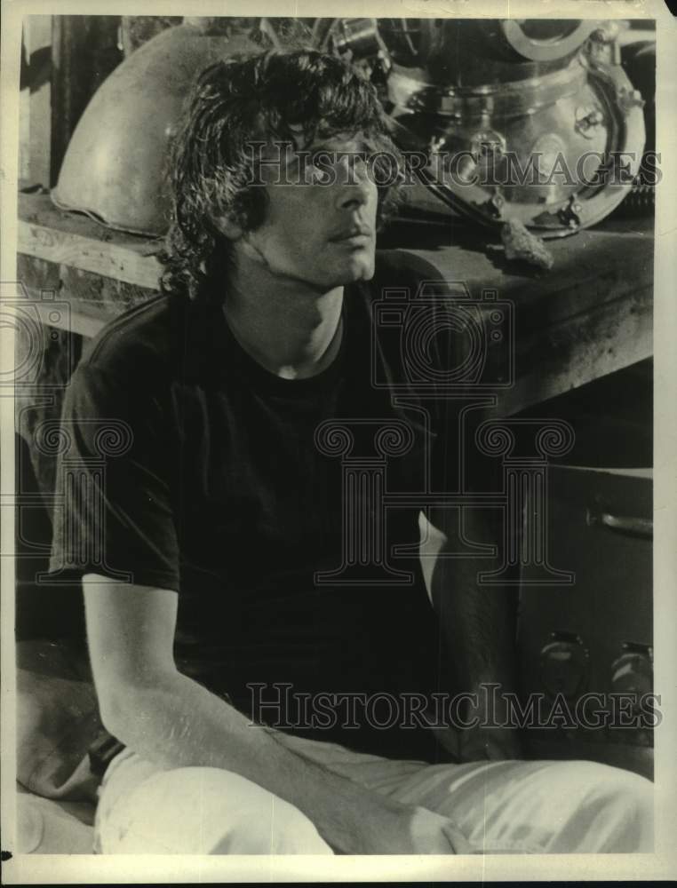 1973 Press Photo Michael Sarrazin stars in "The Groundstar Conspiracy" on NBC - Historic Images