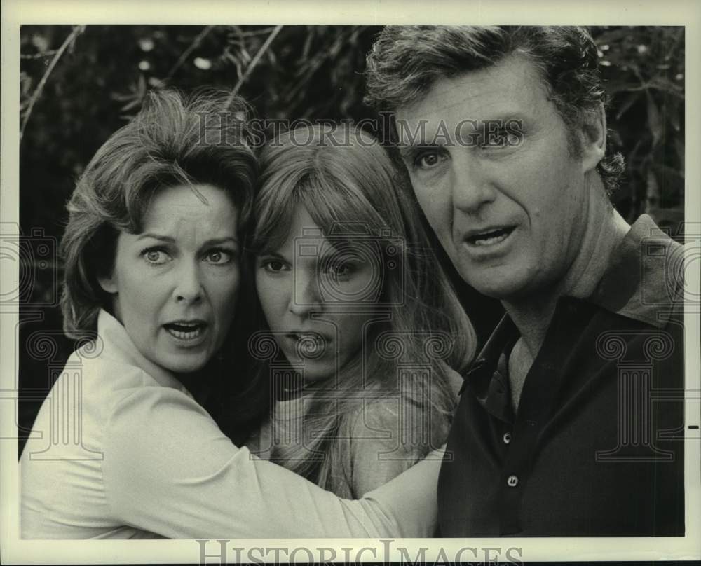 1974 Press Photo Scene from &quot;The Strange and Deadly Occurrence&quot; on NBC-TV - Historic Images