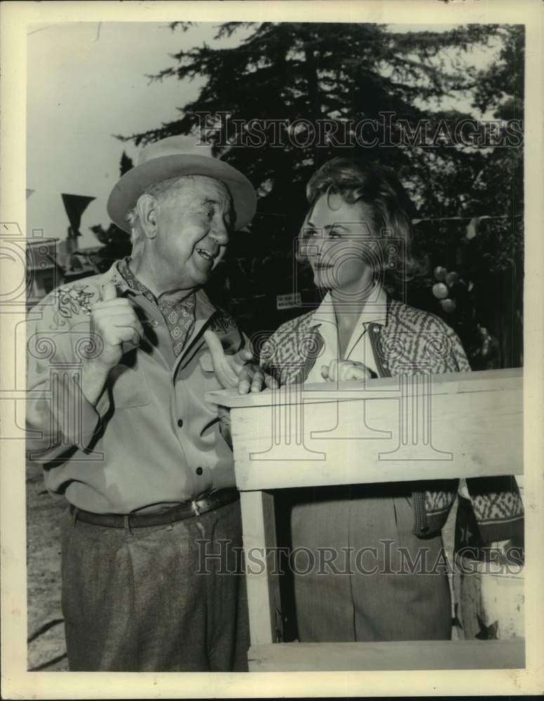 Press Photo Scene from a television show - Historic Images