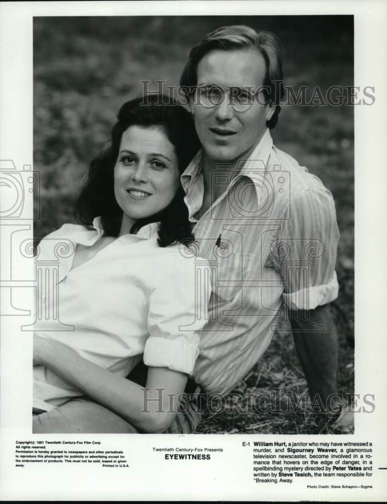 1981 Press Photo William Hurt & Sigourney Weaver costar in "Eyewitness" - Historic Images
