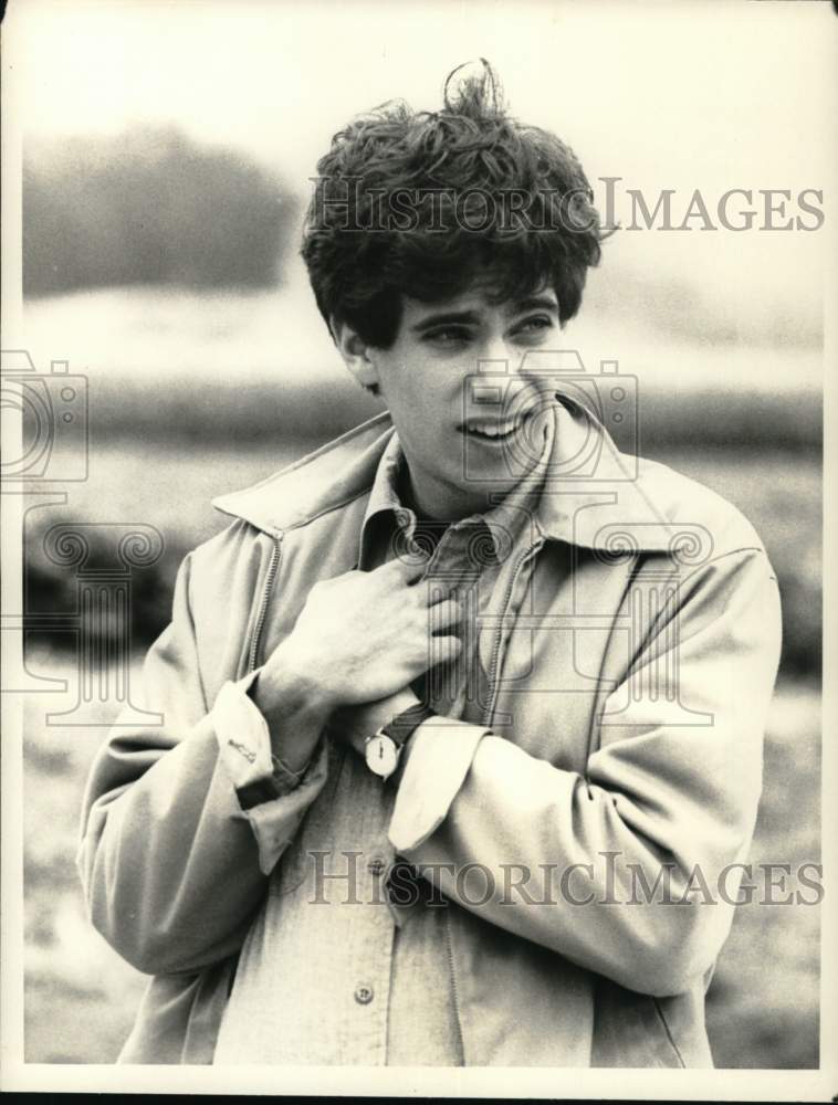 1982 Press Photo Robby Benson stars in &quot;Two of a Kind&quot; on CBS Television - Historic Images