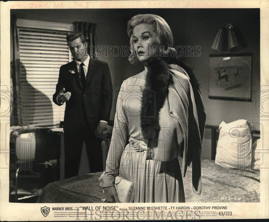 1963 Press Photo Dorothy Provine stars in 