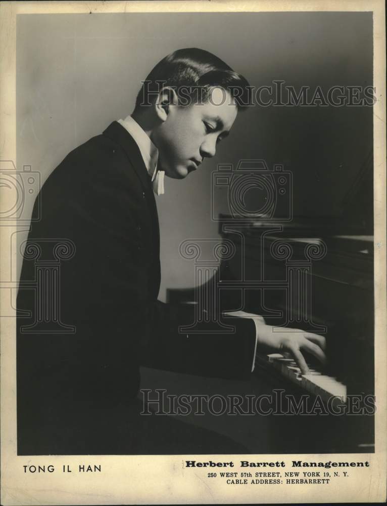 1963 Press Photo Tong Il Han, Pianist - tup23340- Historic Images