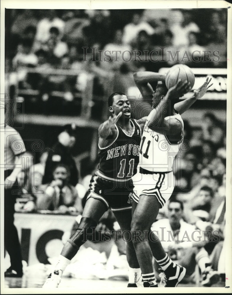 Press Photo Dirk Minniefield during Cleveland Cavaliers vs New York Knicks game - Historic Images