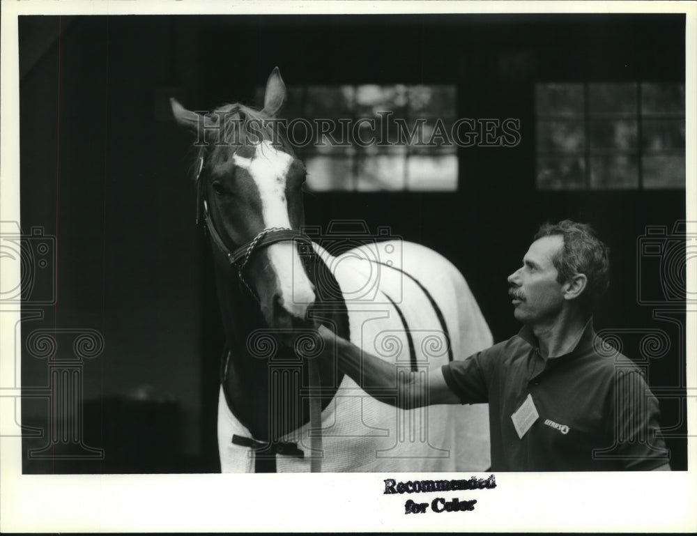 Bien Bien with trainer Paco Yonzales, Saratoga Raceway, new York - Historic Images