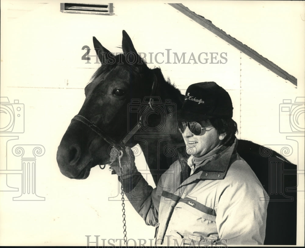 Press Photo Jimmy Mattison with Patented Design at Saratoga Raceway, New York - Historic Images