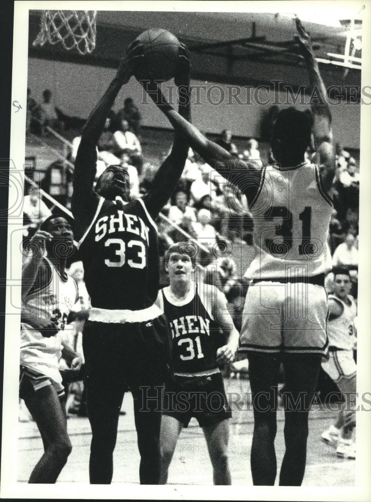 Press Photo High school basketball action at Burnt Hills High School, New York - Historic Images