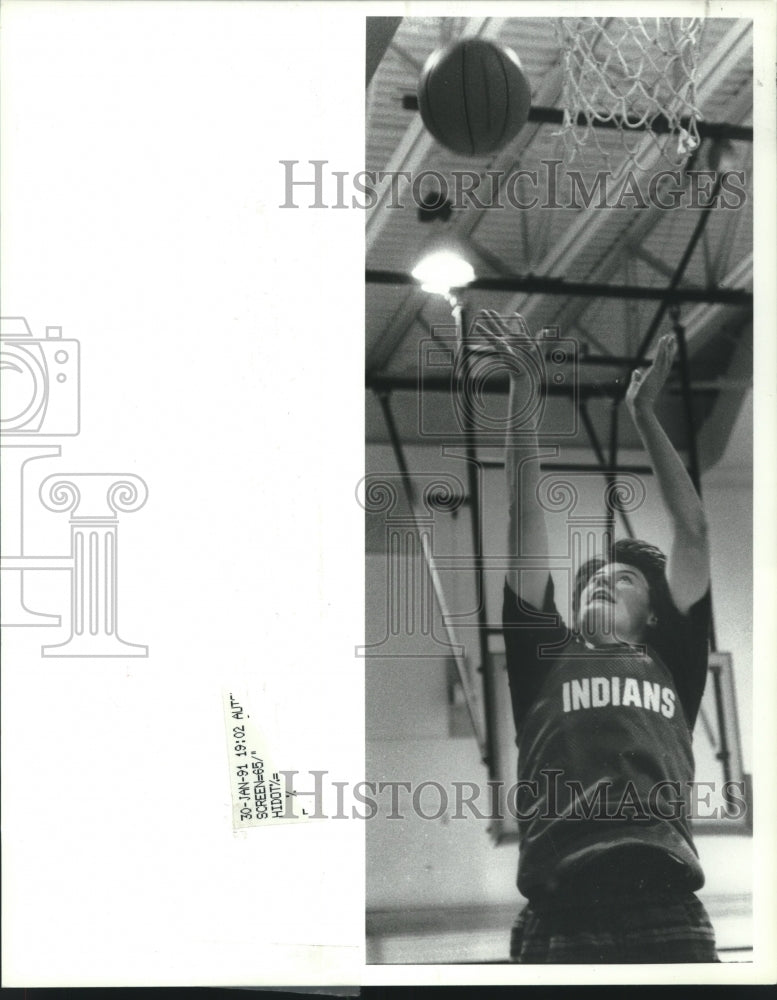 Press Photo Hoosic Valley High School basketball player Kira Lawrence, New York - Historic Images