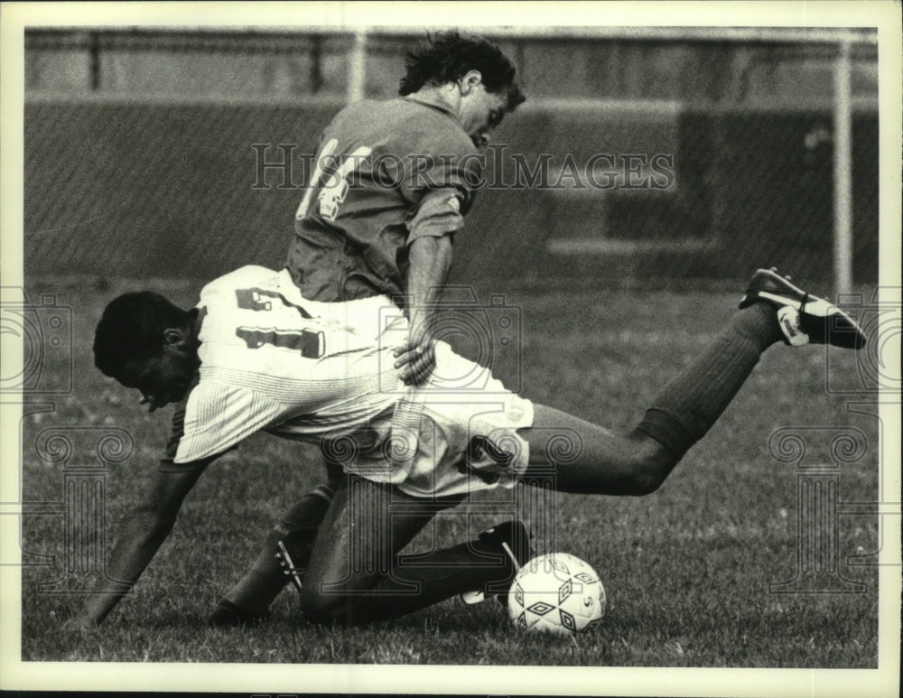 1990 Press Photo Albany Capitals vs. Penn-Jersey Spirit soccer game in New York- Historic Images