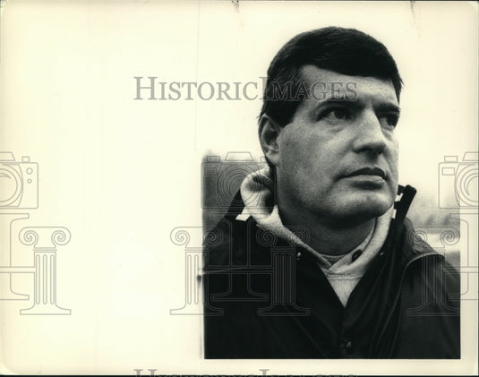 Press Photo Gloversville, New York Bob Gould - tus04004 - Historic Images