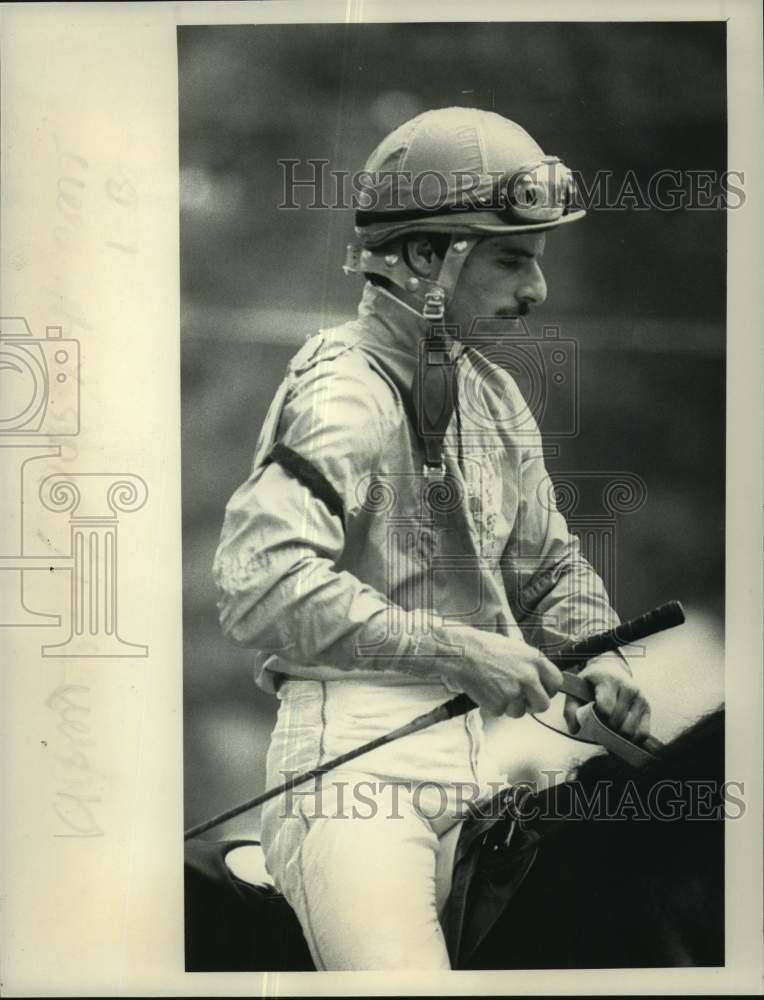 1985 Press Photo Jockey Nick Santagata in New York - tus04778- Historic Images