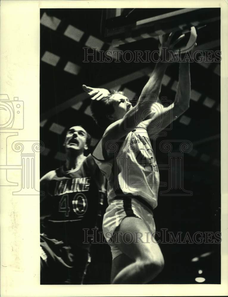 Press Photo Albany Patroons vs. Maine Lumberjacks basketball game, New York- Historic Images