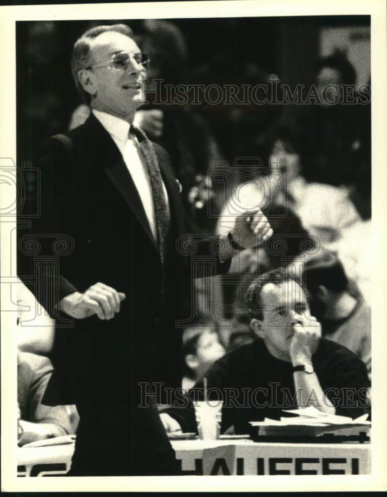 1989 Press Photo Wichita Texans basketball at Washington Avenue Armory- Historic Images