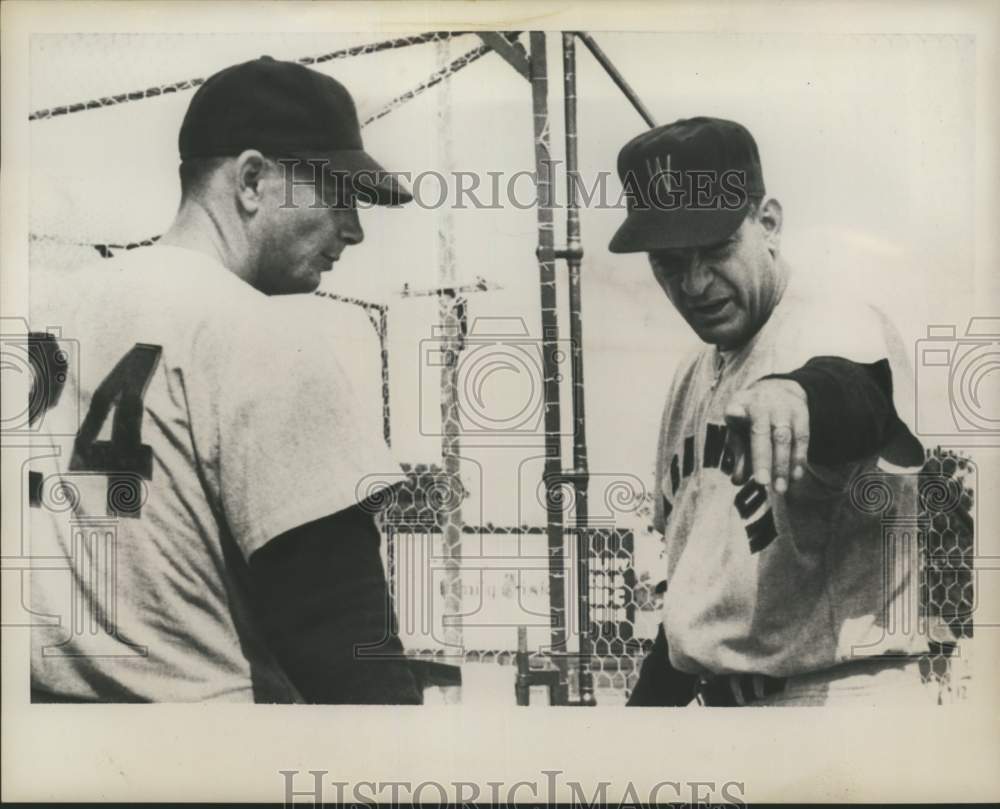 1959 Press Photo Senators baseball team members Harold Griggs, Cookie Lavagetto- Historic Images