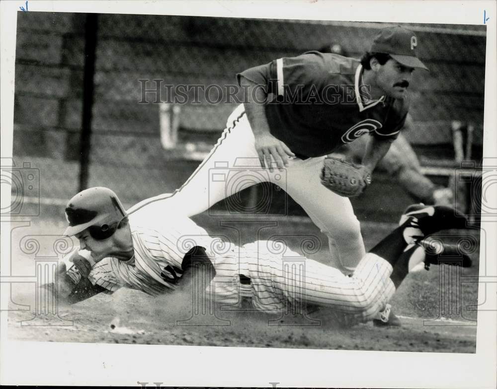 Press Photo Albany-Colonie Yankees &amp; Pittsfield Cubs Play Baseball - tus07785 - Historic Images