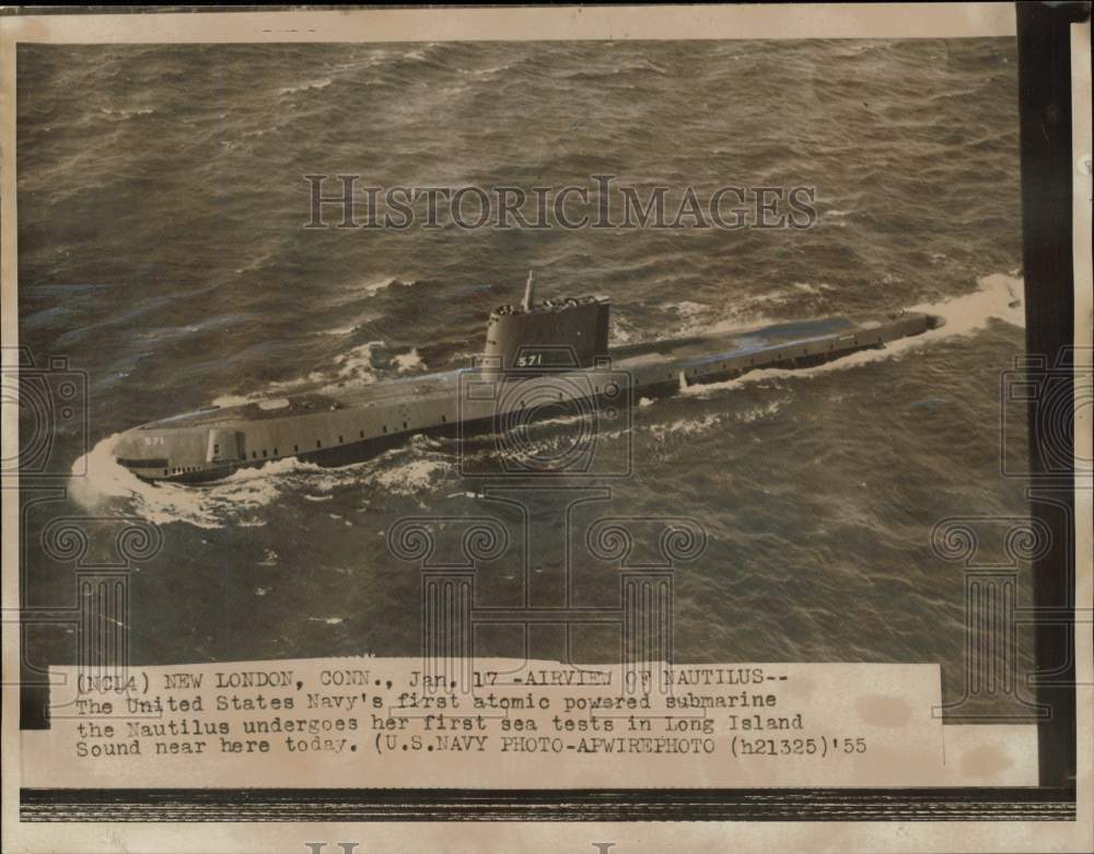 1955 Press Photo Atomic Submarine Nautilus Near New London, Connecticut- Historic Images