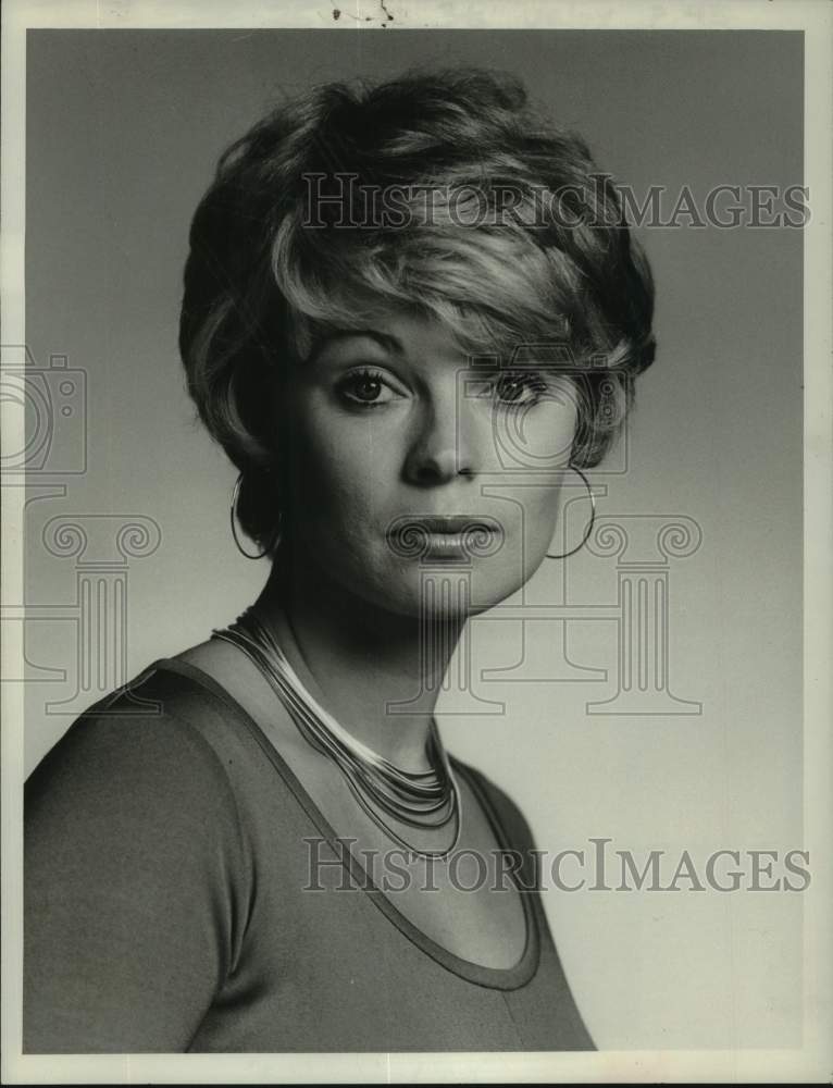 1974 Press Photo Musical performer Sheralee stars on "Your Hit Parade" on CBS-TV - Historic Images