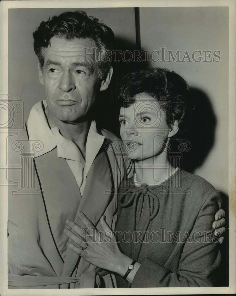 1964 Press Photo Robert Ryan & Bettye Ackerman star in "Breaking Point" on ABC - Historic Images