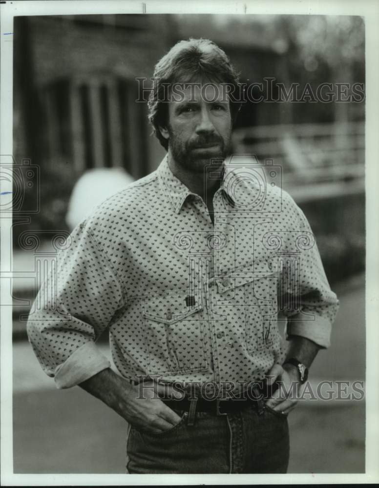 1990 Press Photo Chuck Norris, star of "Braddock: Missing in Action III" - Historic Images