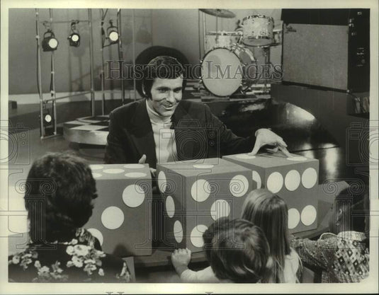 1972 