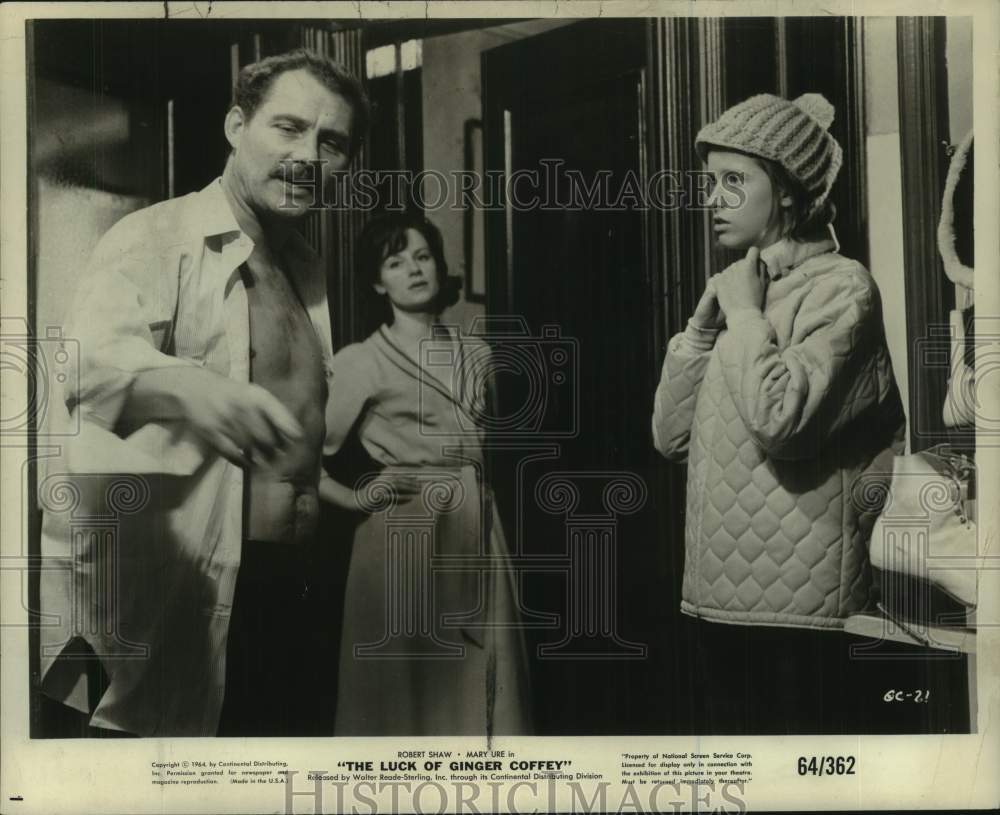 1964 Press Photo Robert Shaw & Mary Ure star in "The Luck of Ginger Coffey" - Historic Images