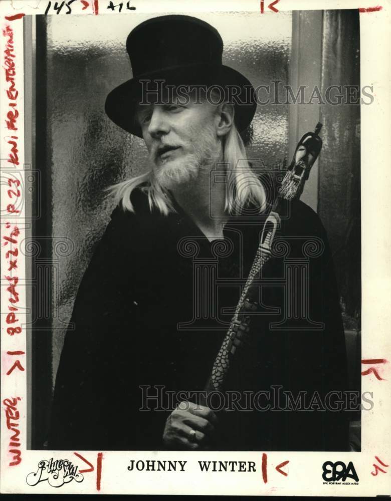 1980 Press Photo Blue Sky Records recording artist Johnny Winter - Historic Images