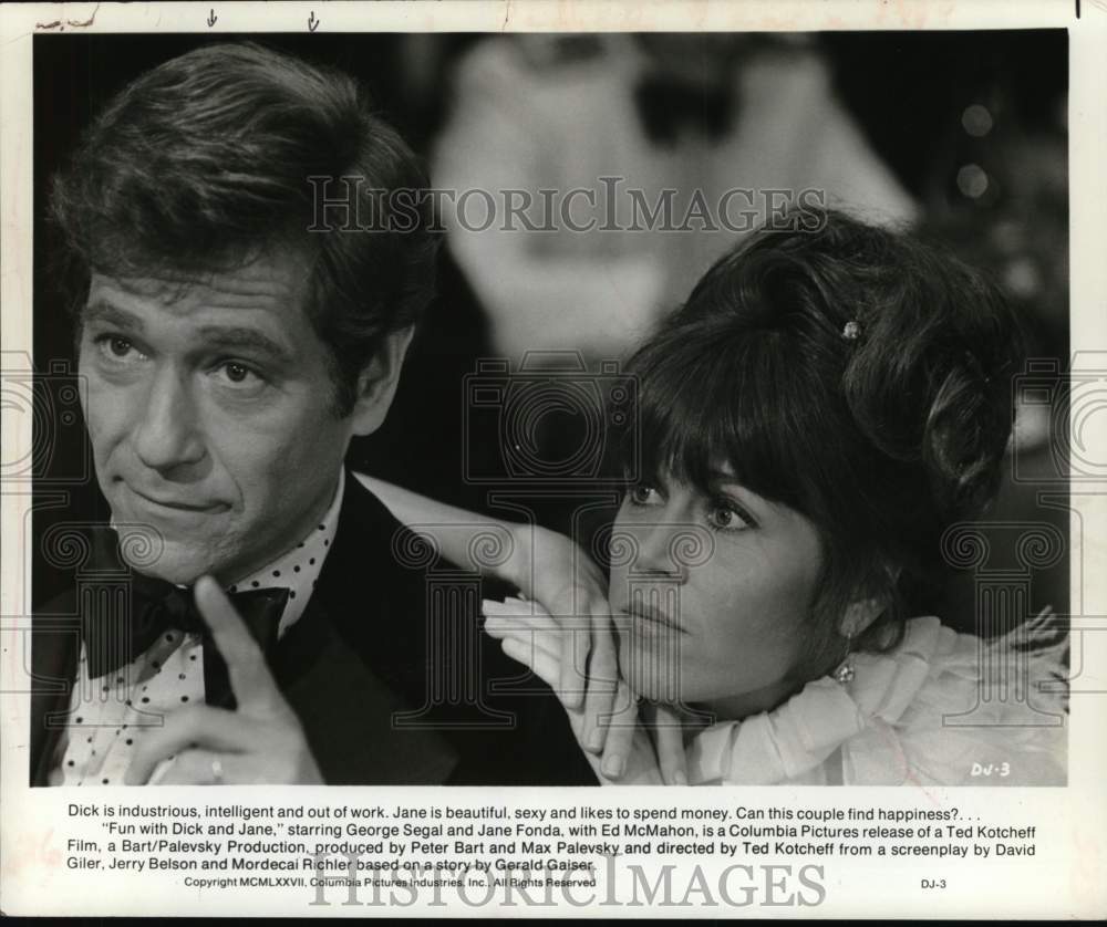 1977 Press Photo George Segal &amp; Jane Fonda in &quot;Fun With Dick and Jane&quot; - Historic Images