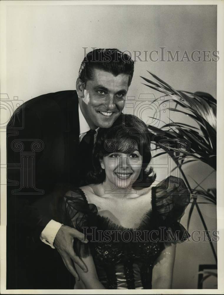 1962 Press Photo Keefe Brassell & Arlene De Marco on CBS Television show - Historic Images