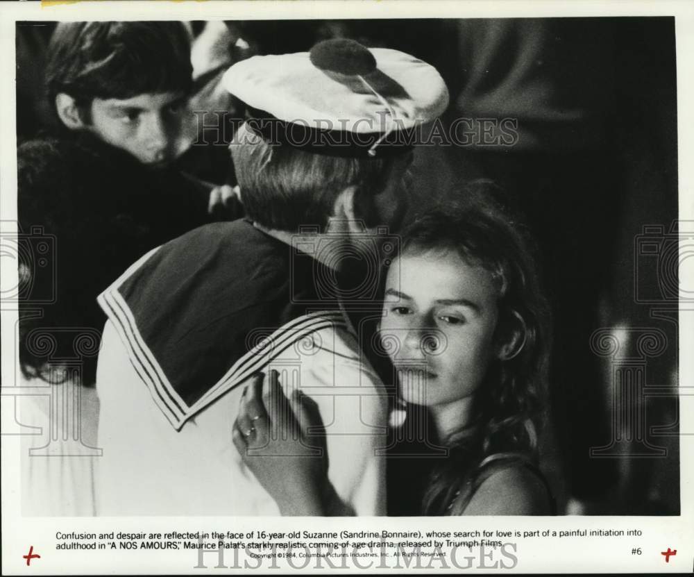 1984 Press Photo Sandrine Bonnaire with costars in scene from "A Nos Amours" - Historic Images