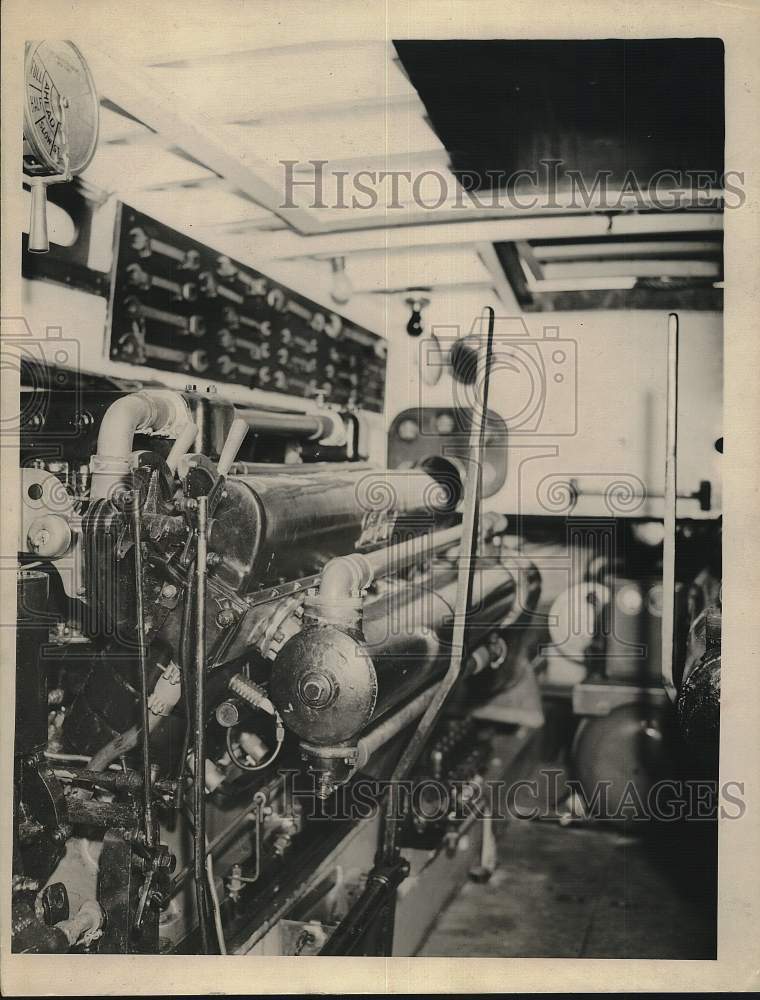 1935 Press Photo Engine Room Machinery of Day Boat - tux07396 - Historic Images