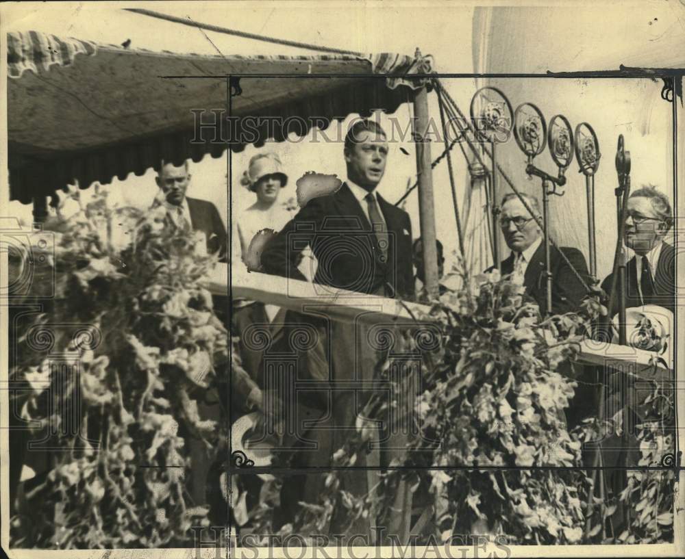 1931 Press Photo Prince of Wales Speaking at Event in England - tux08541- Historic Images