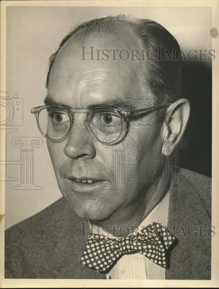1949 Press Photo Sidney B. Gordon, Assistant Attorney General - tux12018- Historic Images
