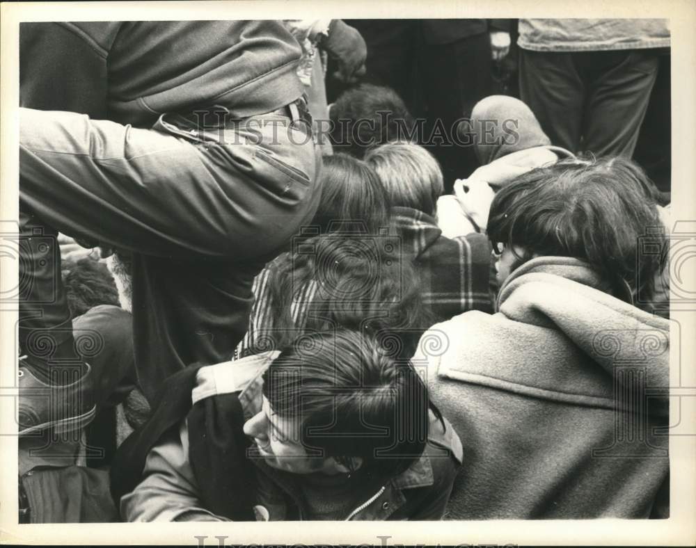1970 Press Photo Crowd of Vietnam War Protesters in Albany, New York - tux12681- Historic Images